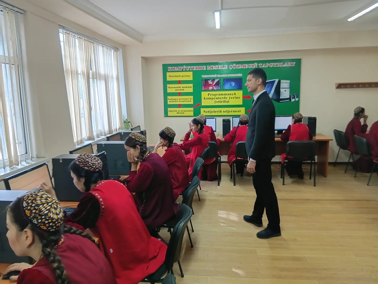 Kanunçylyk — kämil hünärmenleriň binýady